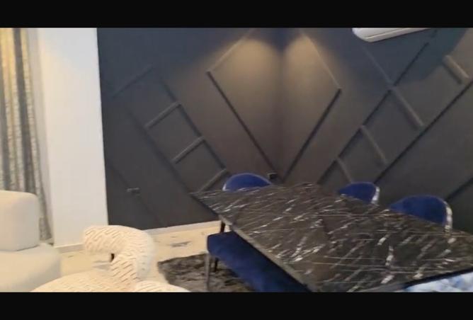 102625403 - Property Image 2