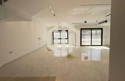 Twin House - 4 Bedrooms - 5 Bathrooms for rent in Hyde Park - New Cairo City - Cairo