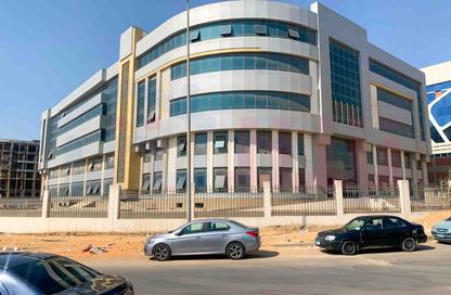 Clinic - Studio - 1 Bathroom for sale in The 5th Settlement - New Cairo City - Cairo Clinic - Studio - 1 Bathroom for sale in The 5th Settlement - New Cairo City - Cairo