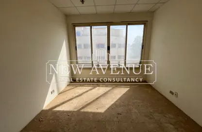 Office Space - 6 Bedrooms - 1 Bathroom for sale in Al Shouyfat St. - District 1 - The 5th Settlement - New Cairo City - Cairo