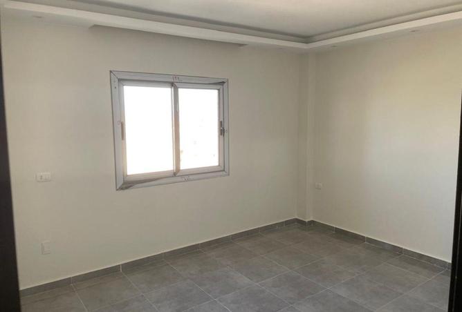 76230432 - Property Image 2