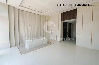 مساحات مكتبية - 8 غرف نوم - 1 حمام للبيع في جولدن جيت - شارع التسعين الجنوبي - التجمع الخامس - مدينة القاهرة الجديدة - القاهرة