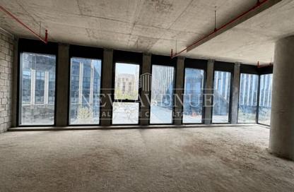Office Space - Studio - 2 Bathrooms for sale in Eastown - 5th Settlement Compounds - The 5th Settlement - New Cairo City - Cairo
