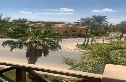شاليه - 3 غرف نوم - 2 حمامات للبيع في ستيلا دى ماري - العين السخنة - السويس