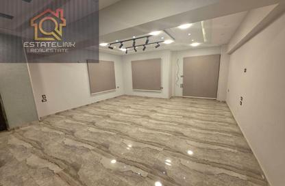 Apartment - 3 Bedrooms - 2 Bathrooms for rent in Naguib Al Rihani St. - Al Narges 7 - Al Narges - New Cairo City - Cairo