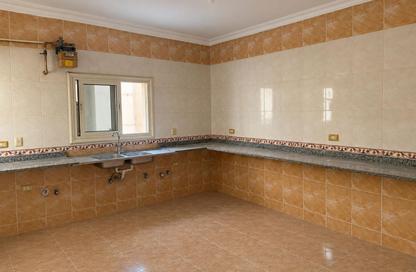Apartment - 4 - 3 for rent in Doctor Yassin Abdel Ghaffar St. - Area C - Ganoob El Acadimia - New Cairo City - Cairo
