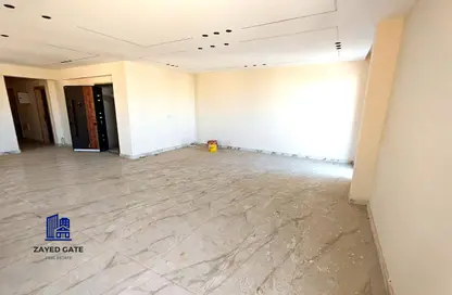 Apartment - 3 Bedrooms - 3 Bathrooms for sale in 9th District - Sheikh Zayed City - Giza