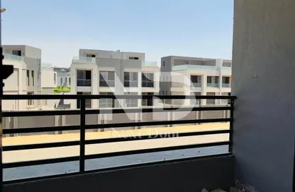 دوبلكس - 4 غرف نوم - 3 حمامات للبيع في باتيو كازا - الباتيو - كمبوندات الشروق - مدينة الشروق - القاهرة