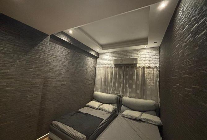 74040983 - Property Image 2