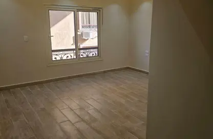 Apartment - 3 Bedrooms - 2 Bathrooms for sale in Al Khamayel city - Sheikh Zayed Compounds - Sheikh Zayed City - Giza