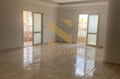 Apartment - 3 Bedrooms - 2 Bathrooms for rent in Street 31 - 11th District - Sheikh Zayed City - Giza