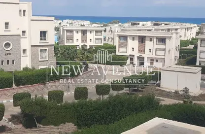 (بنتهاوس  (روف - 3 غرف نوم - 2 حمامات للبيع في أمواج - سيدي عبد الرحمن - الساحل الشمالي