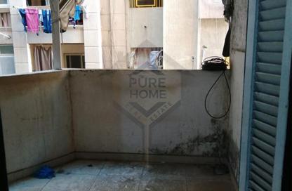 Apartment - 3 Bedrooms - 1 Bathroom for rent in Ibrahim Elattar St. - Backus - Hay Sharq - Alexandria