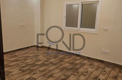 Apartment - 3 Bedrooms - 3 Bathrooms for rent in Mohammed Farid Axis - District 4 - The 5th Settlement - New Cairo City - Cairo