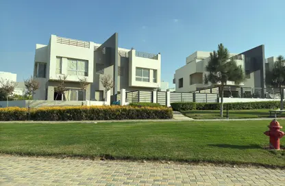 Twin House - 4 Bedrooms - 5 Bathrooms for sale in Hyde Park - New Cairo City - Cairo