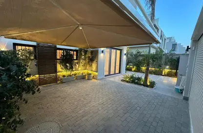 تاون هاوس - 4 غرف نوم - 5 حمامات للايجار في سوديك ايست - الحي السادس - هليوبوليس الجديدة - القاهرة