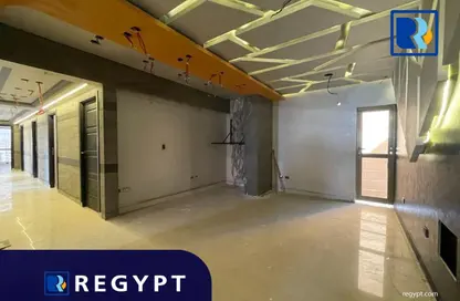 Office Space - 7 Bedrooms - 2 Bathrooms for rent in Al Laselky St. - El Laselky - New Maadi - Hay El Maadi - Cairo