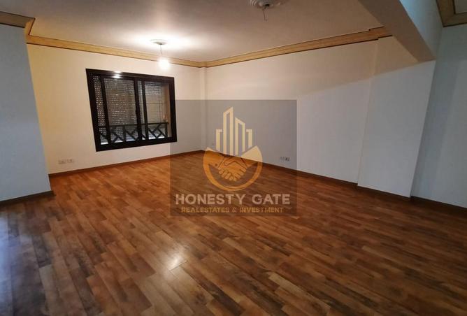 77331571 - Property Image 3