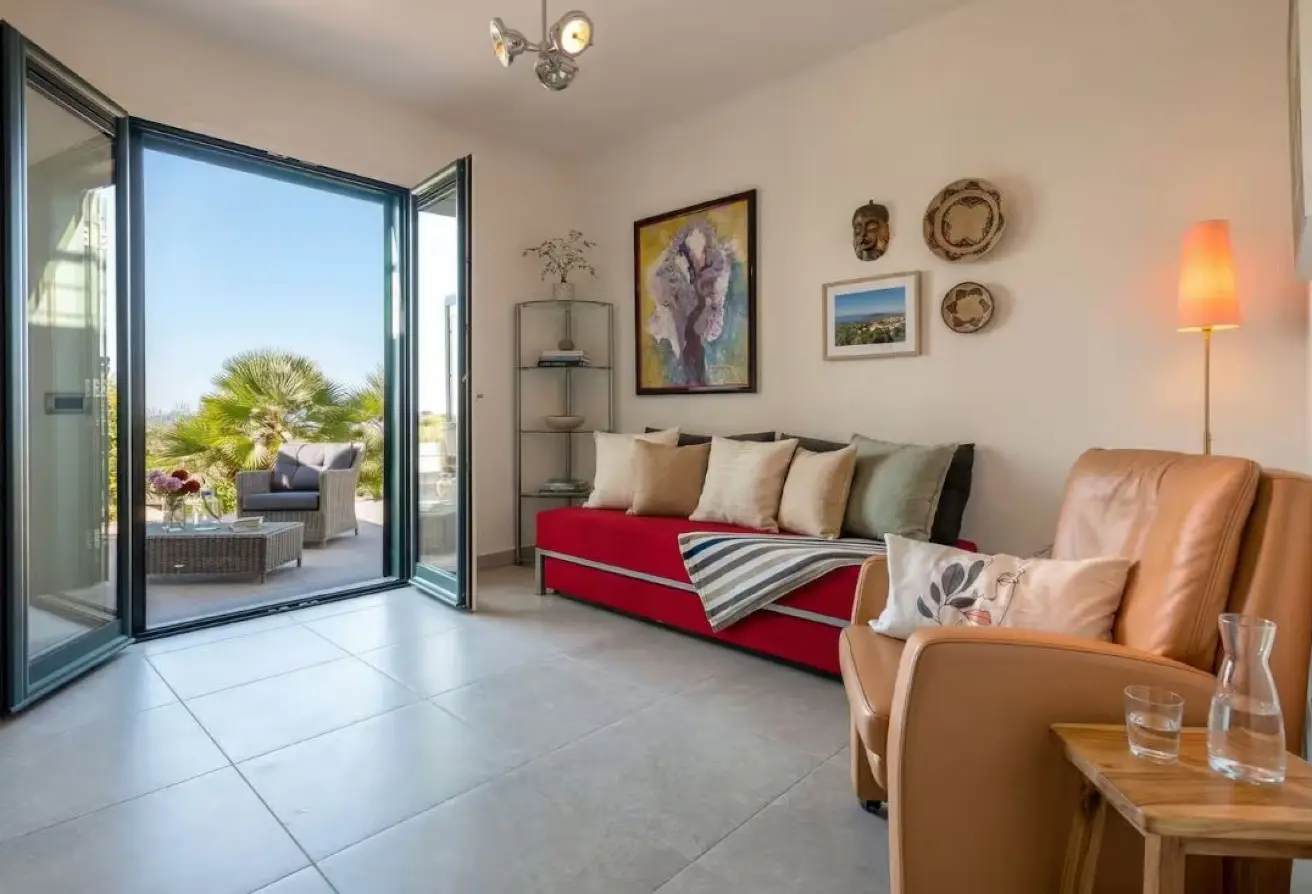 116233531 - Property Main Image