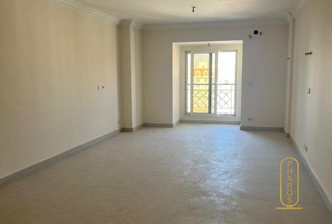 98830819 - Property Image 2