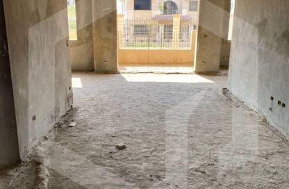 Villa - 5 Bedrooms - 5 Bathrooms for sale in Royal City - Sheikh Zayed Compounds - Sheikh Zayed City - Giza