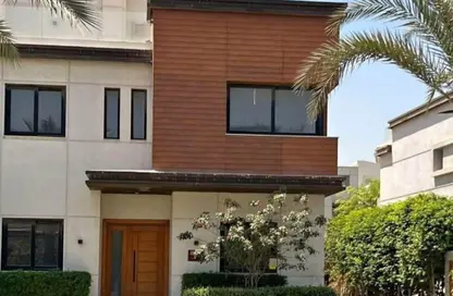 Townhouse - 4 Bedrooms - 5 Bathrooms for sale in Azzar - 5th Settlement Compounds - The 5th Settlement - New Cairo City - Cairo