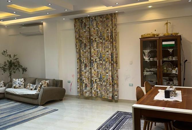98546255 - Property Image 2