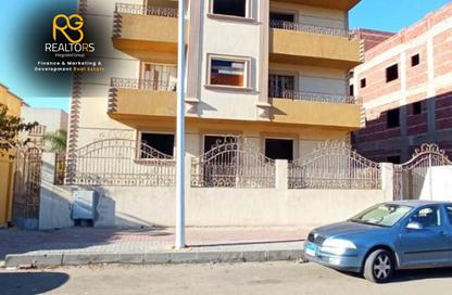فيلا - 8 غرف نوم - 8 حمامات للبيع في غرب سوميد - مدينة 6 أكتوبر - الجيزة فيلا - 8 غرف نوم - 8 حمامات للبيع في غرب سوميد - مدينة 6 أكتوبر - الجيزة