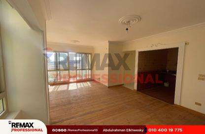 Apartment - 2 Bedrooms - 2 Bathrooms for sale in Corniche Al Maamoura - Al Maamoura - Hay Than El Montazah - Alexandria