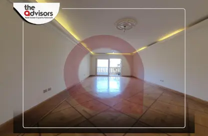 Apartment - 3 Bedrooms - 2 Bathrooms for rent in Mohamed Fawzy Moaz St. - Smouha - Hay Sharq - Alexandria