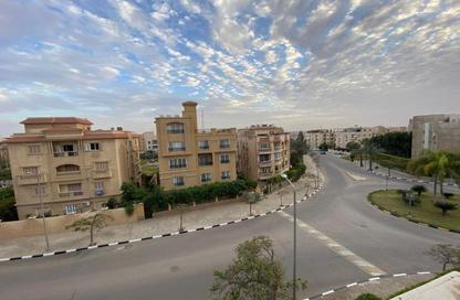 Apartment - 3 Bedrooms - 3 Bathrooms for sale in Beverly Hills - Sheikh Zayed Compounds - Sheikh Zayed City - Giza