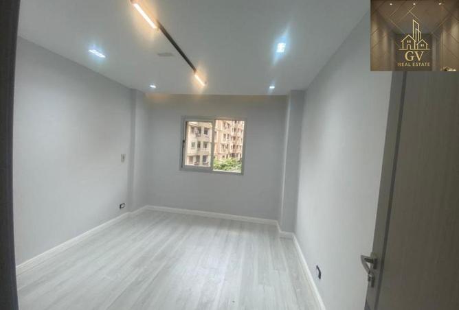 63887838 - صورة العقار 3