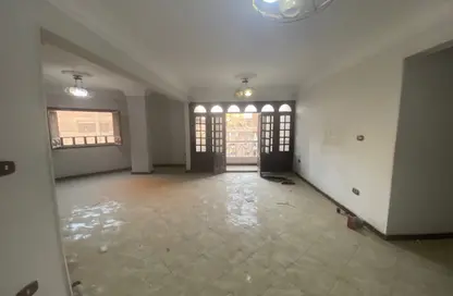 شقة - 2 غرف نوم - 1 حمام للبيع في شارع فريد السباعي - الطالبية - فيصل - حي الهرم - الجيزة