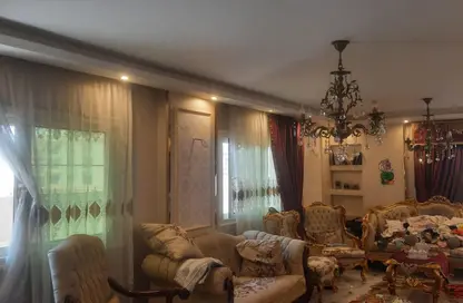 Apartment - 3 Bedrooms - 3 Bathrooms for sale in Hossam Al Deen Bassiouny St. - 10th Zone - Nasr City - Cairo