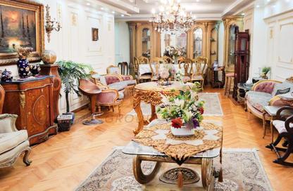 Apartment - 5 Bedrooms - 2 Bathrooms for sale in Roshdy St. - Roushdy - Hay Sharq - Alexandria