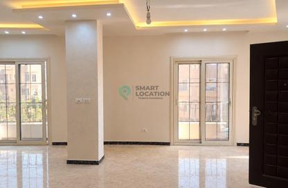 Apartment - 3 - 3 for sale in Street70 - District 2 - The 5th Settlement - New Cairo City - Cairo