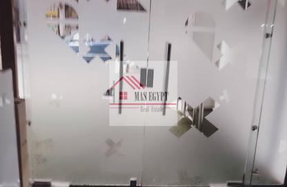 محل تجاري - استوديو - 3 حمامات للايجار في شارع شهاب - المهندسين - الجيزة