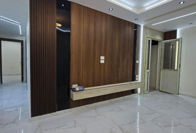 62403605 - Property Image 3