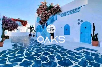 فيلا - 3 - 3 للبيع في ماونتن فيو راس الحكمة - راس الحكمة - الساحل الشمالي