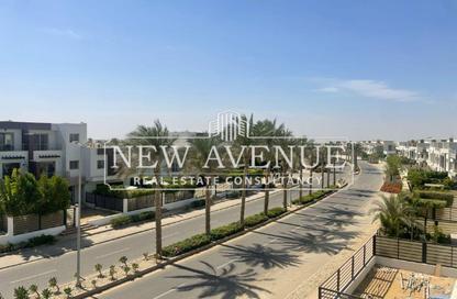 Townhouse - 5 Bedrooms - 5 Bathrooms for sale in Garden Residence - Hyde Park - New Cairo City - Cairo