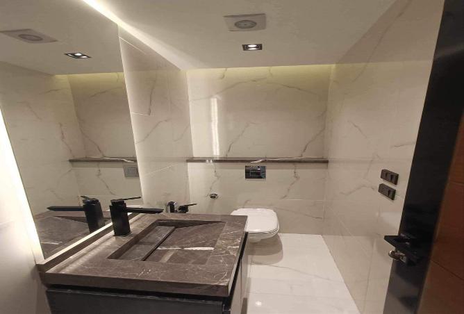 8600321 - Property Image 2