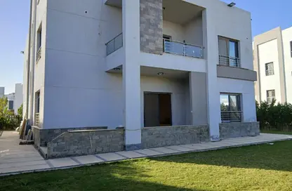 Villa - 5 Bedrooms - 6 Bathrooms for sale in Wesal City - El Shorouk Compounds - Shorouk City - Cairo