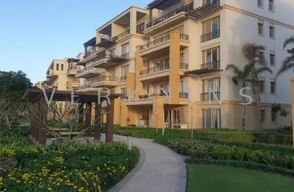 شقة - 2 غرف نوم - 2 حمامات للبيع في التو - اب تاون كايرو - المقطم - القاهرة