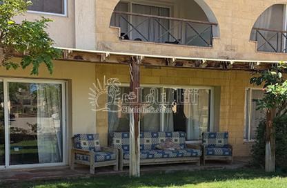 Chalet - 2 Bedrooms - 2 Bathrooms for sale in Laguna Bay - Al Ain Al Sokhna - Suez