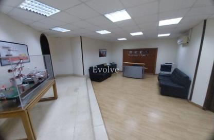 Office Space - Studio - 7+ Bathrooms for rent in Al Laselky St. - El Laselky - New Maadi - Hay El Maadi - Cairo