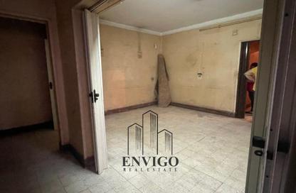Apartment - 3 Bedrooms - 1 Bathroom for sale in Mostafa Al Nahas St. - 6th Zone - Nasr City - Cairo