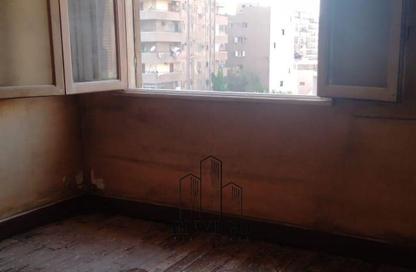 Apartment - 3 Bedrooms - 1 Bathroom for sale in Mostafa Al Nahas St. - 6th Zone - Nasr City - Cairo