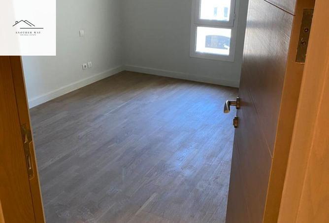 2PFiJZeCbC4 - Property Image 3