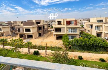 فيلا - 4 - 5 للإيجار في ذا كراون - طريق مصر اسكندرية الصحراوي - مدينة 6 أكتوبر - الجيزة