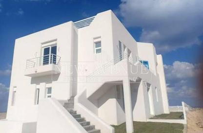 Chalet - 2 Bedrooms - 3 Bathrooms for sale in Furl Jefaira - Jefaira - Ras Al Hekma - North Coast